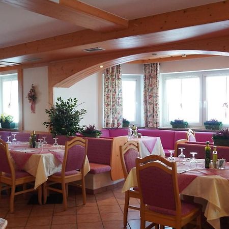 Hotel Alpenrose Passo Rolle Bagian luar foto